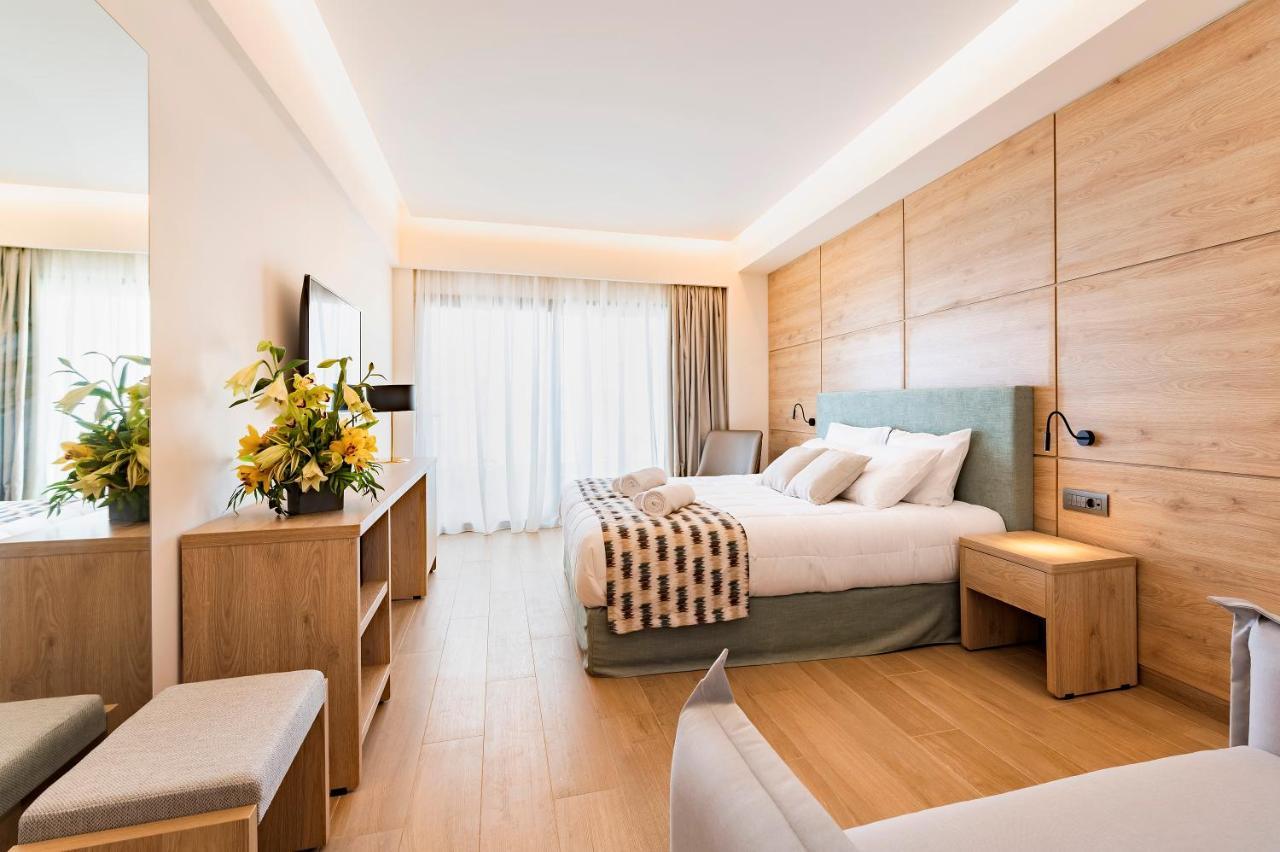 Hotel Acandia 4*