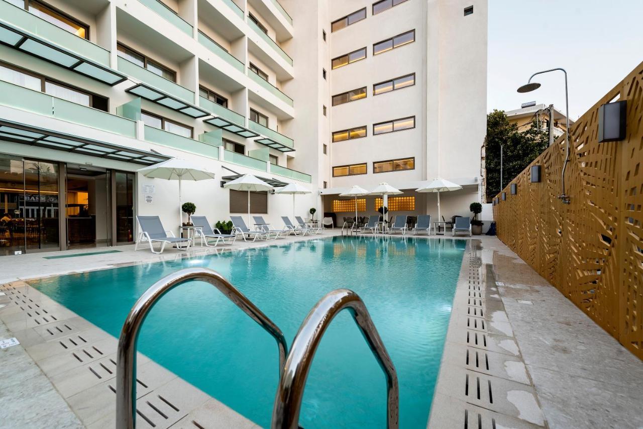 Acandia Hotel