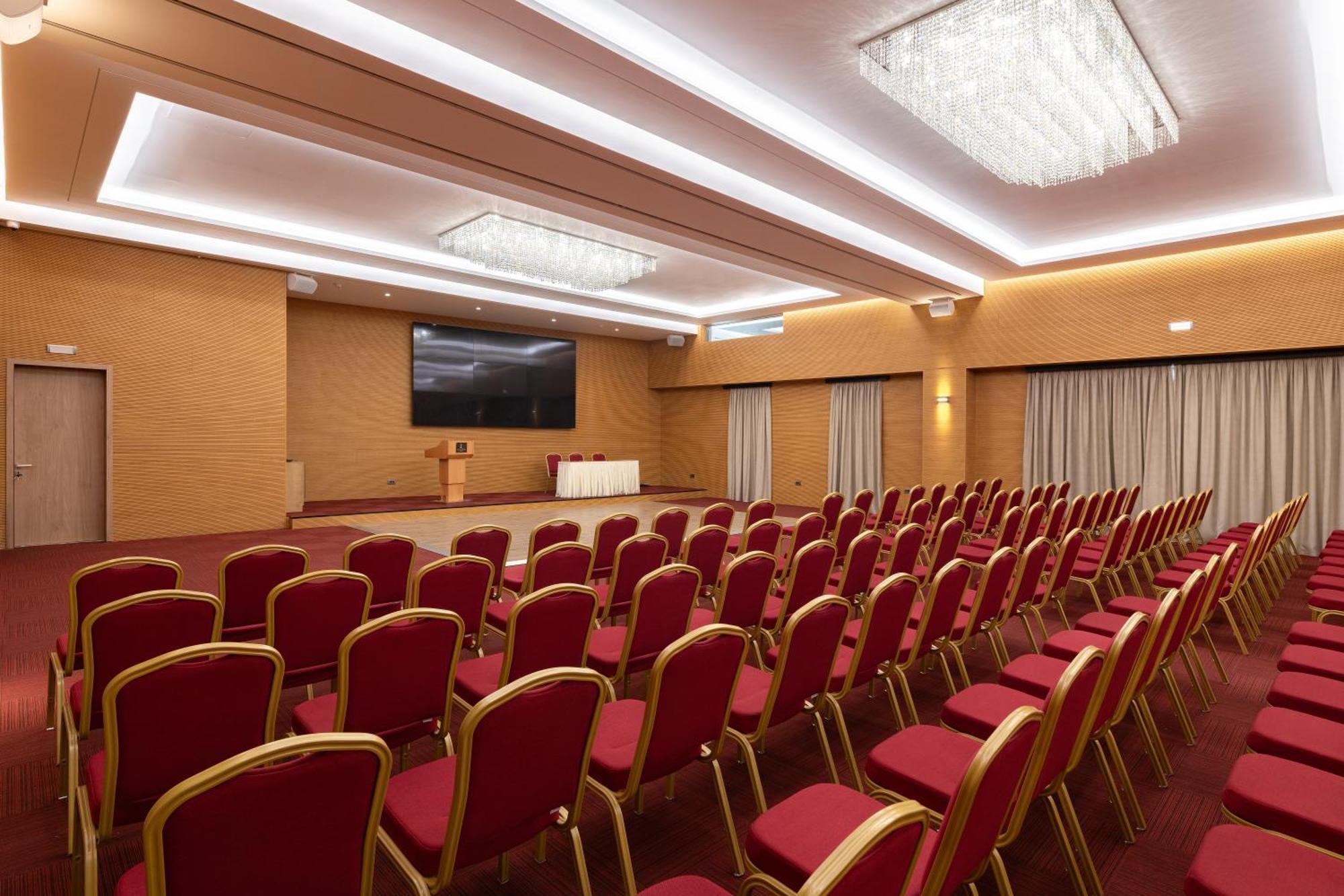 Hotel Acandia 4*