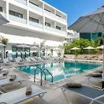 Acandia Hotel