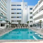 Acandia Hotel